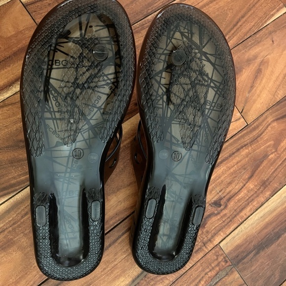 NWT BCBG Size 10 Black Jelly Sandals Slides Flip Flops - Picture 5 of 8